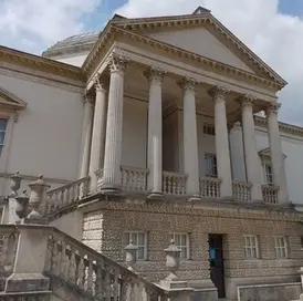 Chiswick House Photo by:𝓐 𝓚ⅰ𝓬𝒌 Ìռძⅰ𝓮 𝓝𝒖ꚍⱿ