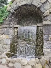 Chiswick Gardens Waterfall Photo by:𝓐 𝓚ⅰ𝓬𝒌 Ìռძⅰ𝓮 𝓝𝒖ꚍⱿ